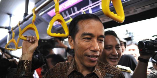 Pengamat: Cuma Jokowi pejabat yang mau naik angkutan umum