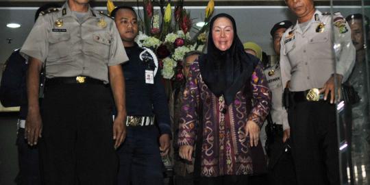KPK bidik Atut dalam dugaan korupsi bansos Banten?