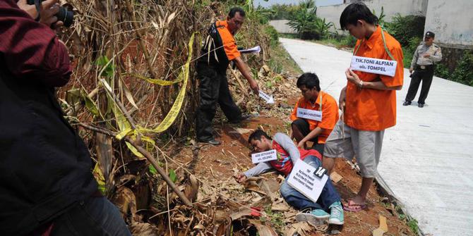 Perampokan & pembunuhan 2 balita dengan linggis direkonstruksi