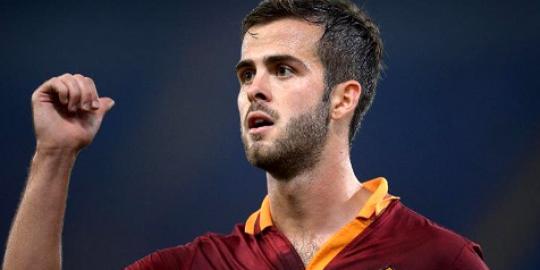 Roma bertindak amankan Pjanic