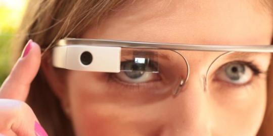Wanita ini ditilang gara-gara Google Glass