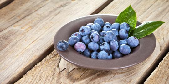 Mengonsumsi blueberry sebaiknya dalam kondisi mentah