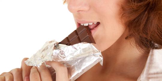 Makan cokelat bisa bikin langsing!