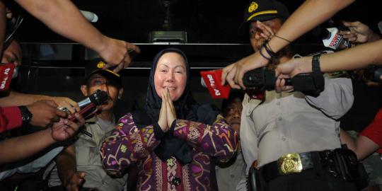 Pidato di penutupan pameran, Ratu Atut curhat disudutkan media