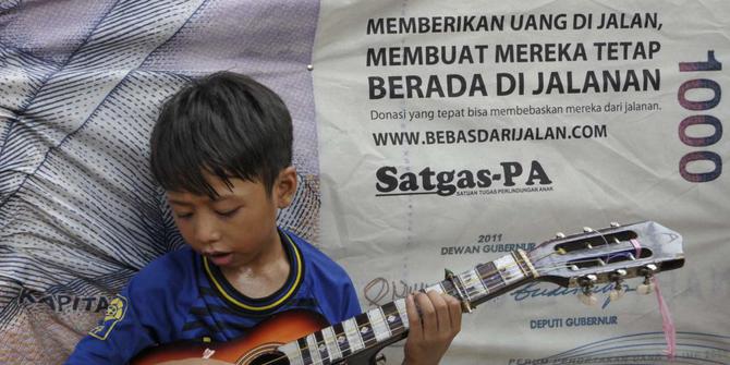 Agar Tertib Anak Jalanan Di Solo Dilatih Musik Keroncong