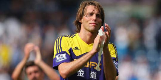 Michu Absen lebih lama
