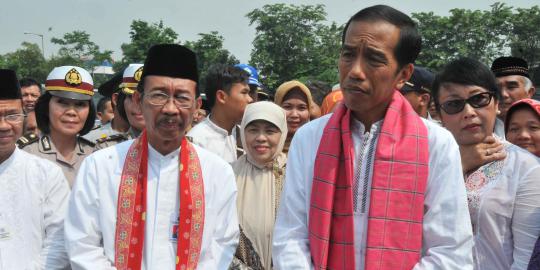 Jokowi angkat bahu ditanya kaitan sengketa taman BMW dengan Foke