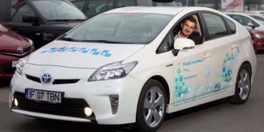 Toyota Prius dan Auris Hybrid Bakal Jadi \'Taxi Gratis\'!