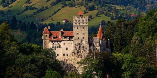 atau kastil drakula