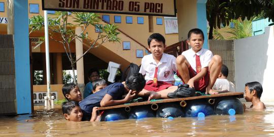 300 Sekolah di DKI Jakarta terkena dampak banjir