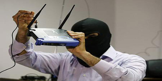 di setiap atap kedubes negara lain pasti ada antena monitoring rev1