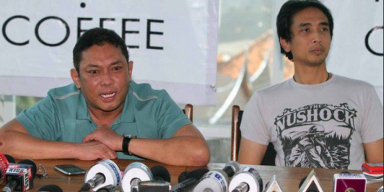 tahu hubungan istrinya dengan adiguna semakin intim rev2