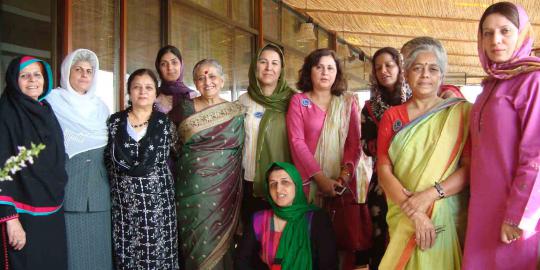 India buka bank khusus perempuan