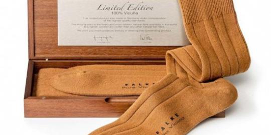 Kaus kaki termahal di dunia dijual Rp 14 juta