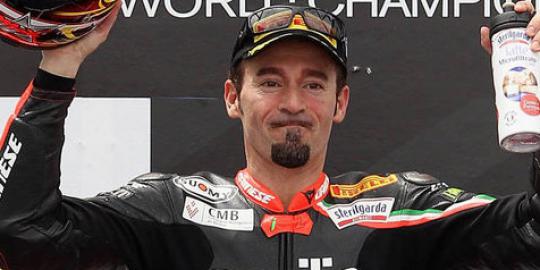 Max Biaggi bakal comeback di WSBK 2014?