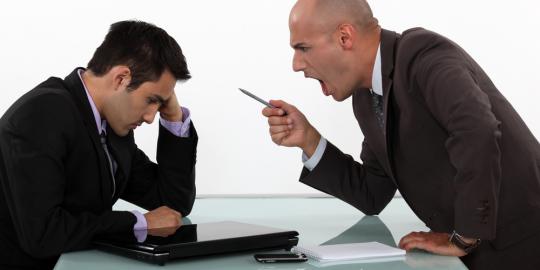 5 Cara jitu menghadapi bos arogan