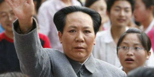 Astaga, 'Mao Zedong' ini ternyata wanita!
