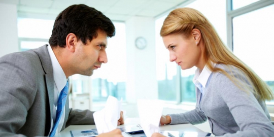 8 hal yang bikin wanita ilfeel pada pria