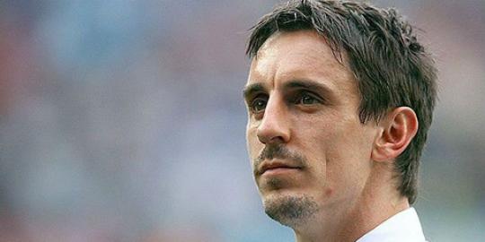 Gary Neville: Trofi premier league bukan untuk Liverpool