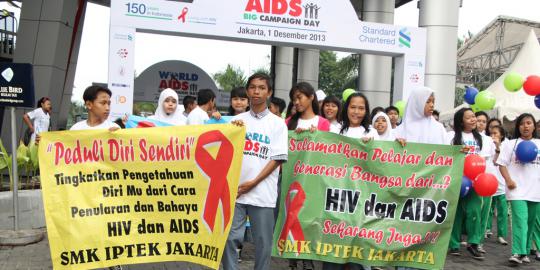 Standard Chartered bagikan pengetahuan HIV/AIDS kepada remaja