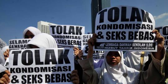 MUI Jatim: Pekan kondom melegalkan budaya seks bebas!