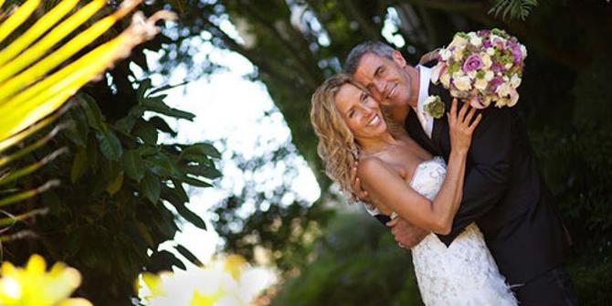 Kisah 7 wanita yang menemukan cinta sejati setelah usia 50 