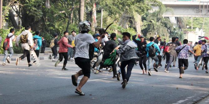 Lagi pelajar tewas akibat tawuran  luka tusuk di sekujur 