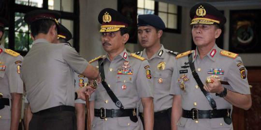 Kapolri Sutarman lantik Kabareskrim Polri dan Kapolda Jabar