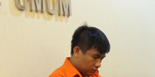leher tante heny ditusuk berkali kali rev1