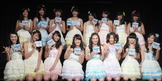 Tak ada uang pulang, fans rela luntang-lantung di teater JKT48