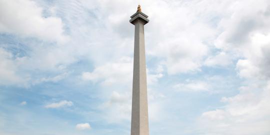 Tersandung masalah teknis, pendaki tuna daksa gagal panjat Monas
