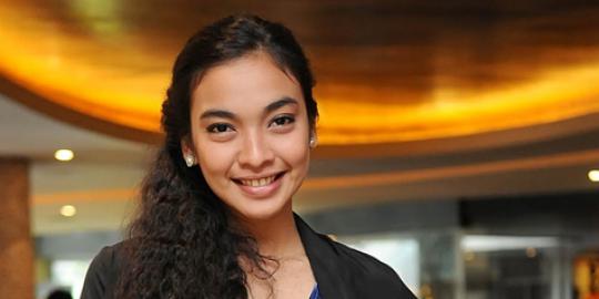 Main di \'Soekarno\', Tika Bravani merasa dapat rezeki nomplok