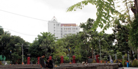 taman bermain anak anak rev1