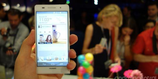 Huawei Ascend P7 siap tantang Samsung Galaxy S5