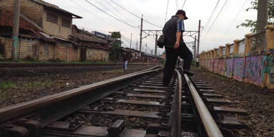 Tahun ini, pembangunan rel ganda kereta api lambat