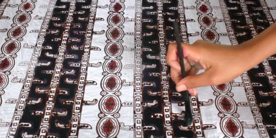 Mengintip proses pembuatan batik Banten