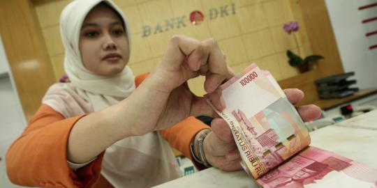 Rupiah makin lemah jelang rapat dewan Gubernur BI