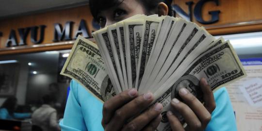 Dolar AS masih jadi pilihan