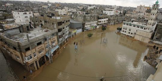 Akibat hujan es, Jalur Gaza dilanda banjir
