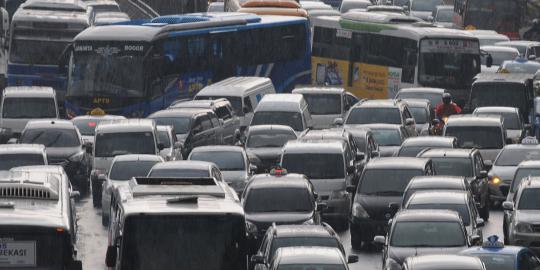 Slank konser, lalu lintas sekitar Senayan macet