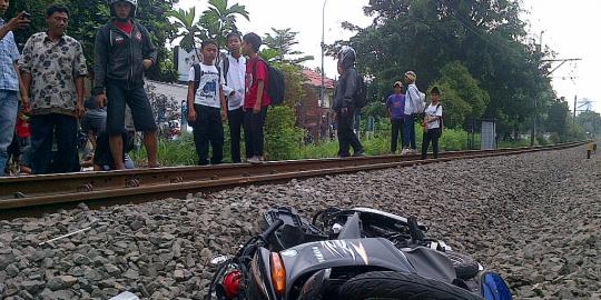 Anggota TNI tewas akibat terobos perlintasan kereta di Karawang