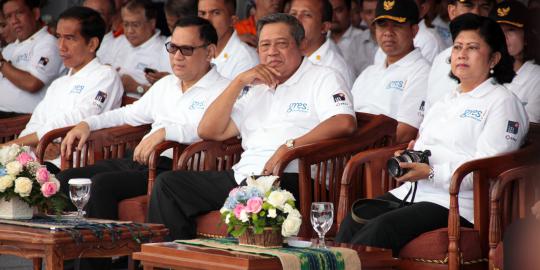 4 Menteri ini bela Ibu Ani dari tudingan intervensi SBY