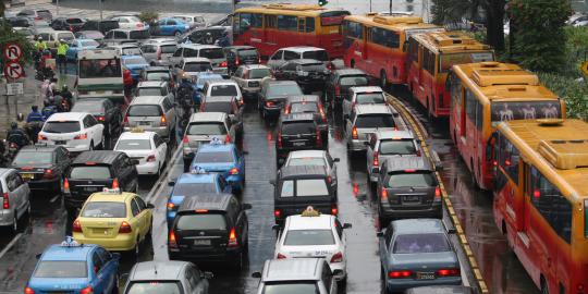 Ahok masih geram kebijakan MS Hidayat soal mobil murah