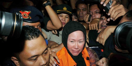 mandi harus gantian rev3