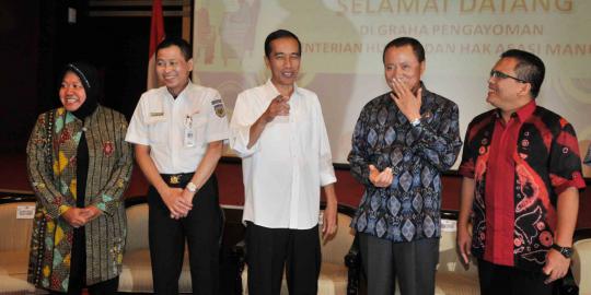 Menkum HAM minta birokrat contoh Jokowi dan Risma