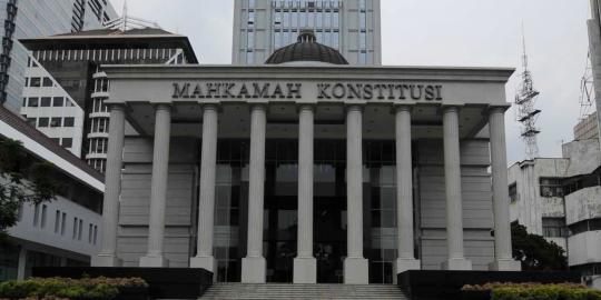 Mahkamah Konstitusi tangani 380 perkara sepanjang 2013