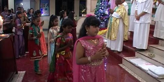 Perayaan Natal di gereja ini serasa di India