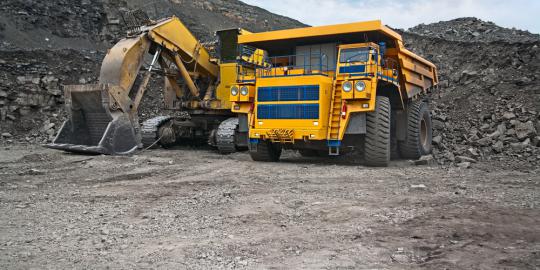 Meski banyak tekanan, Hatta pastikan UU Minerba tetap jalan