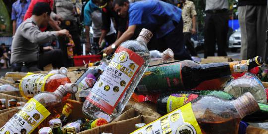 7 Remaja di Magelang dicokok polisi saat pesta miras jenis ciu