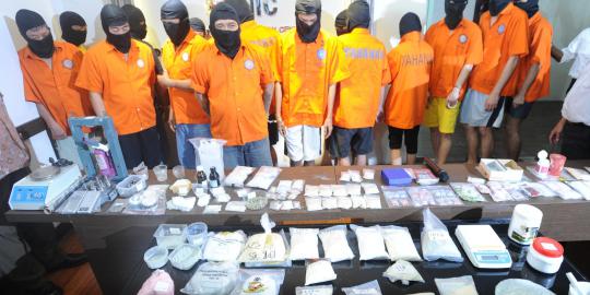 11 Polisi di Jabar terlibat kasus narkoba selama 2013